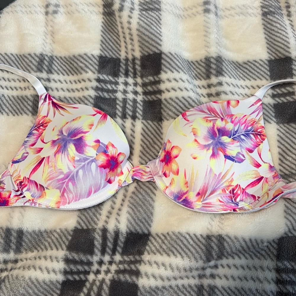 Victoria Secret Pink bra, size 32A/A70